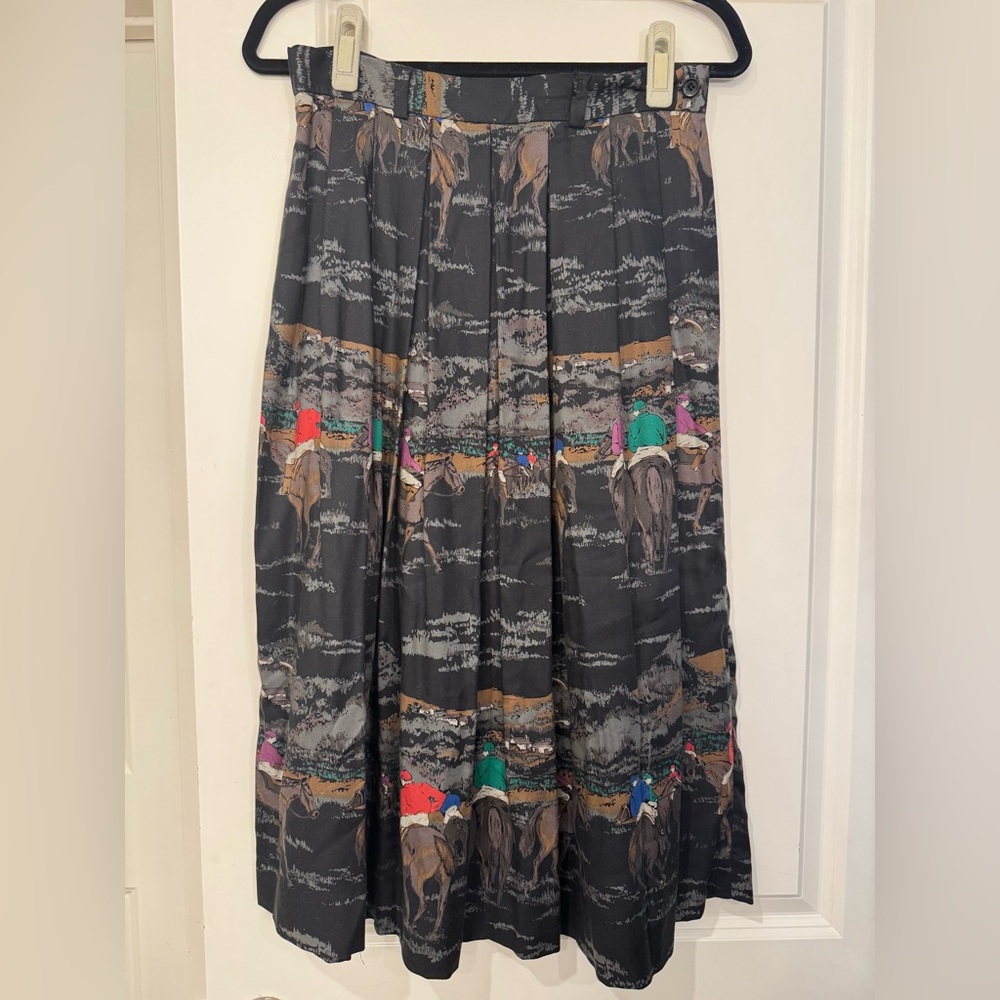 Elegant Black Equestrian Print Skirt